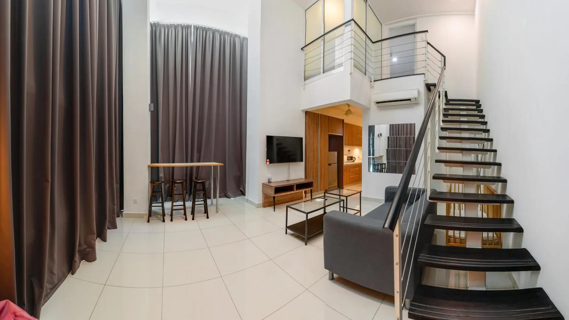 Apartment Maritime Luxury Suite Seaview Sunrise George Town