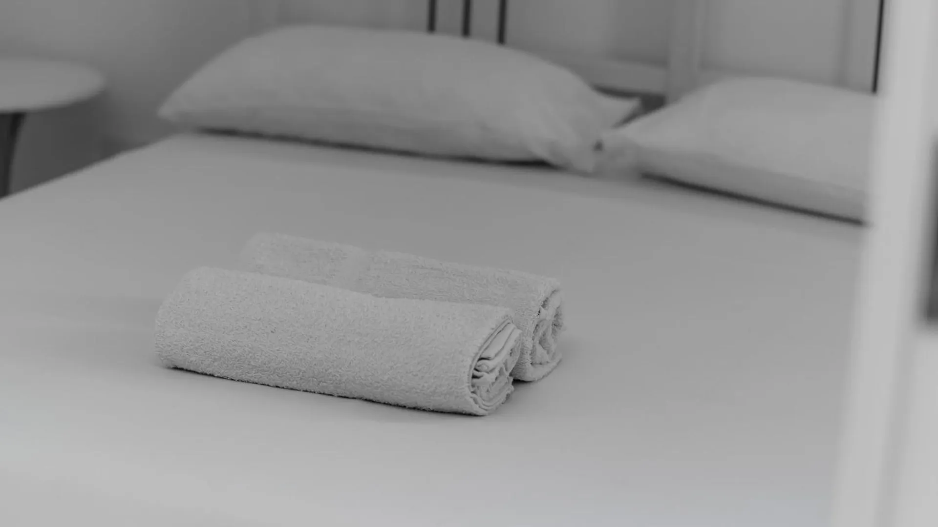 Apartment Maritime Luxury Suite Seaview Sunrise George Town